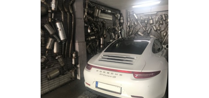 Porsche Carrera 911 4S Katalitik Konvertör Değişimi